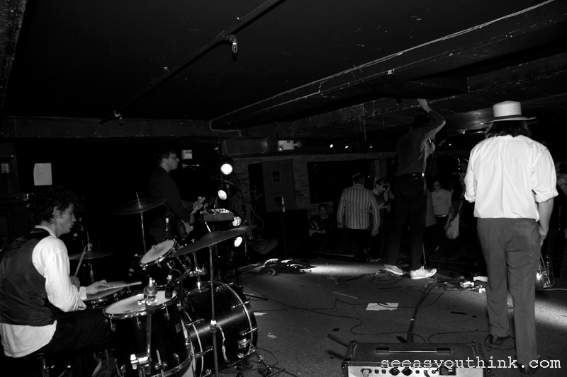 the new york howl at crash mansion